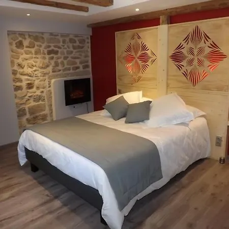 Grande Maison Pour Les Groupes 14pers Max * Chaudes-Aigues