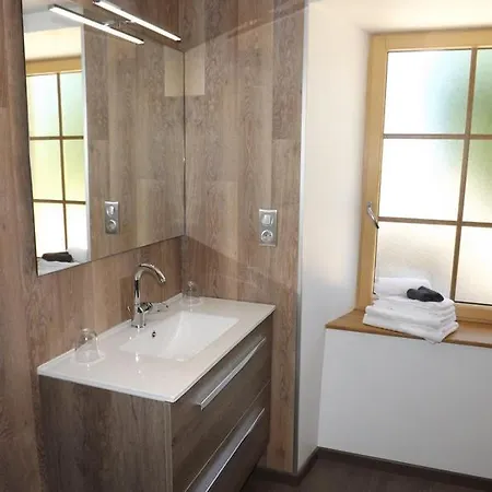 Grande Maison Pour Les Groupes 10 Pers Max * Chaudes-Aigues